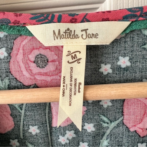 🌼 $5 Matilda Jane Yesteryear Poppy Flower Long Sleeve Button Down Blouse Sz M - Picture 5 of 11